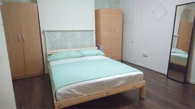 2 Double Room very close to Canary wharf ,  E14  Main Photo