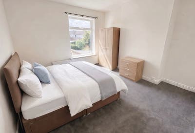 Room in a Shared House, BD7 Main Photo