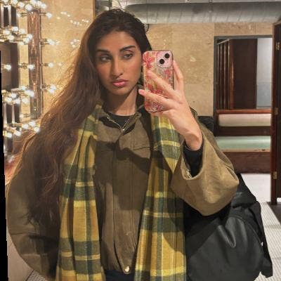 Hey there! I’m moving to London to start a... Main Photo