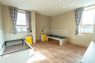 ￡115pw twin room-UOE replacement tenant wanted Main Photo