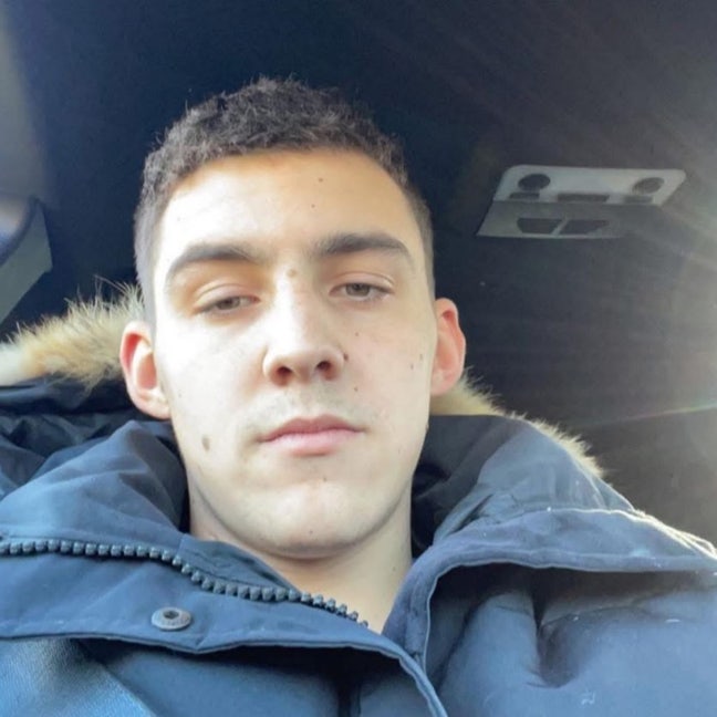 24 year old Male seeks a single or double room Main Photo