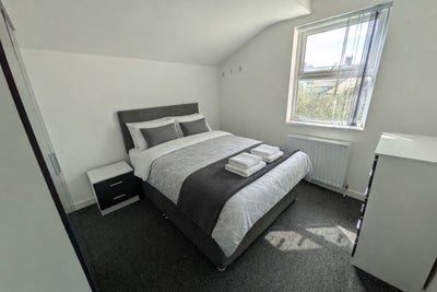 Room to rent in Bootle house share Main Photo