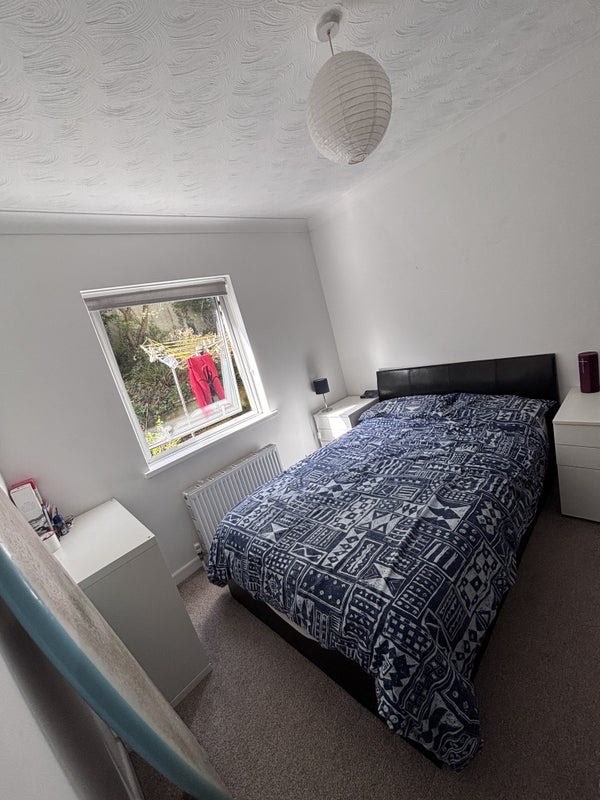 Spare Room in Falmouth Main Photo