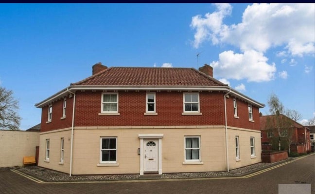 Two bed flat for rent (&pound;895 PCM)  Main Photo