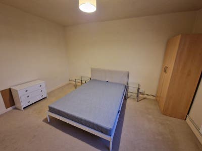 🔥 Spacious Double Room in Shadwell E1 📍 Main Photo