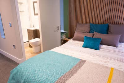 Rear Facing En-Suite Double  Main Photo