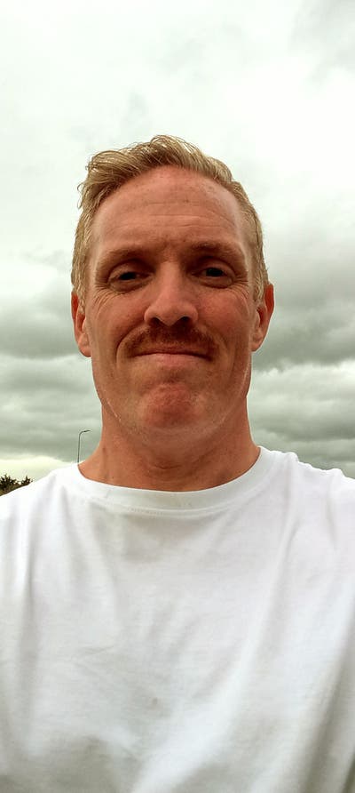 Easy Going, Respectful Guy Searching  Main Photo