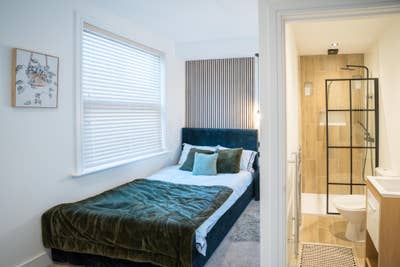Boutique Studio with Living Space Main Photo