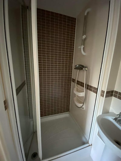 A Ensuite Room in  3 Bed Room Flat Main Photo