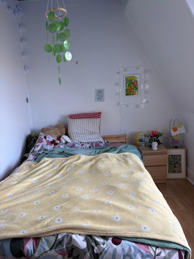 Bright and Comfortable Room in Central Tollcross Main Photo