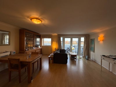 &pound;1000 Bills Inc-Bright Riverside Room+Thames views Main Photo