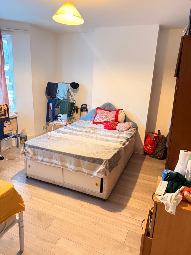 Share room Main Photo