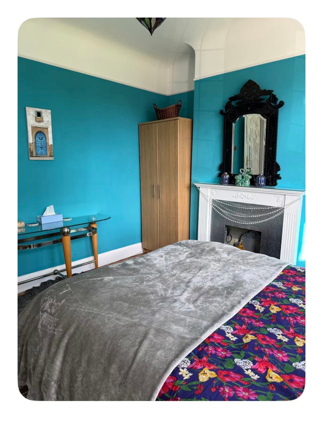 Lovely double room in mill hill Main Photo