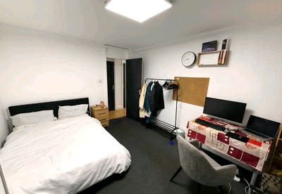 Double Room Available – Clean, Spacious  Main Photo