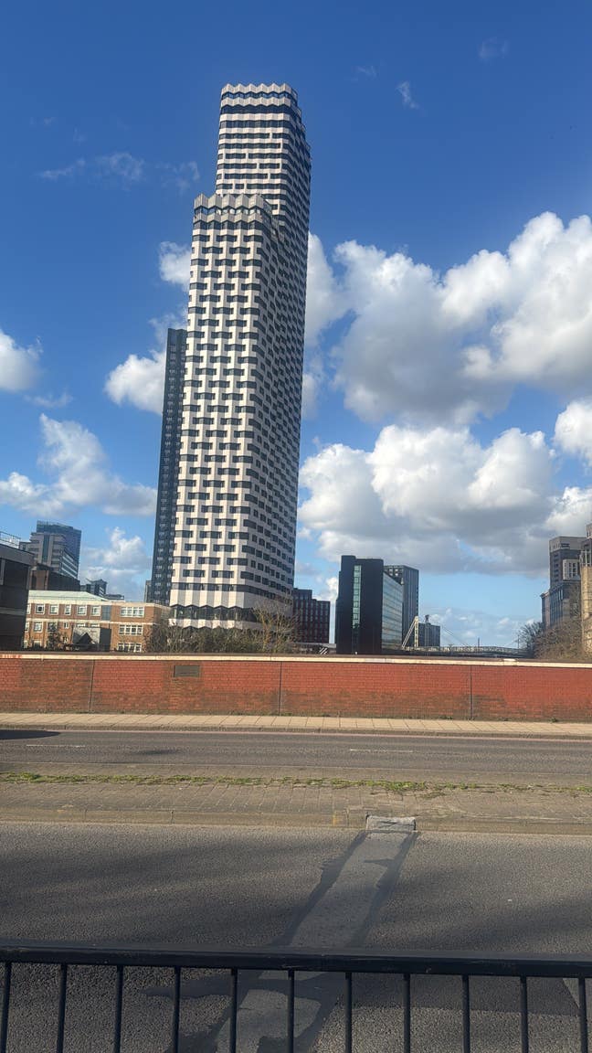 Studio Apartment Takeover-Enclave Croydon  Main Photo