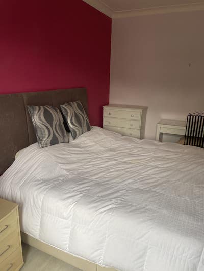 Short Term Let in Large House Main Photo