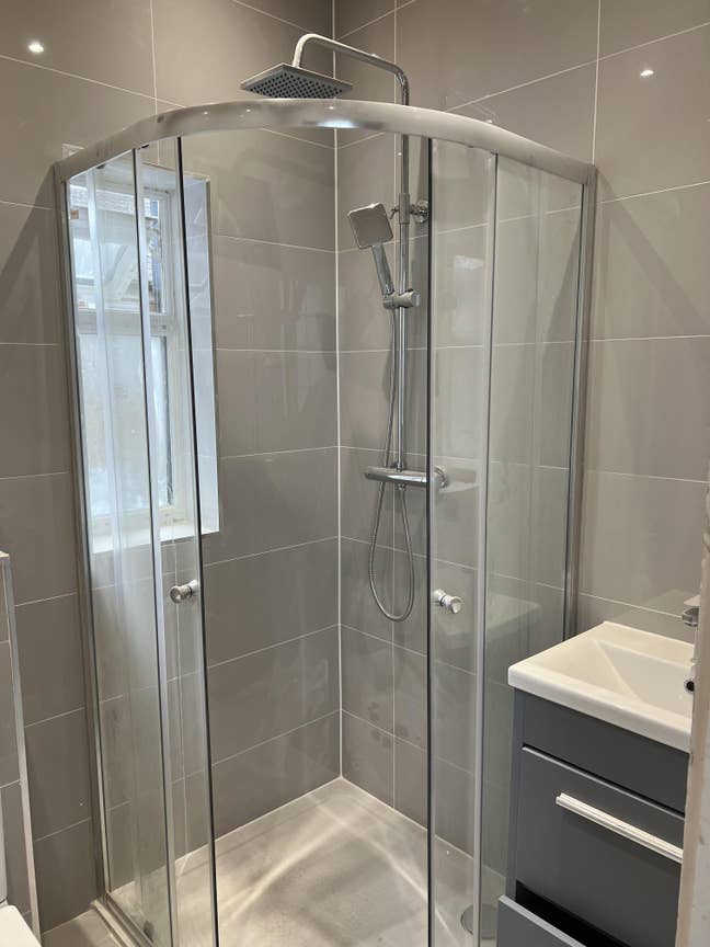 Rooms in Newly refurbished Flat Main Photo