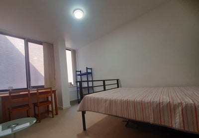 Double Room Available – High Street, Maidenhead Main Photo