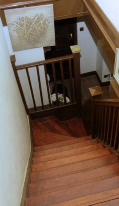 Self Contained Studio Main Photo