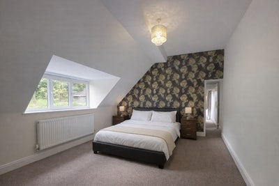 Rooms available in a great 11 bedroom property!  Main Photo