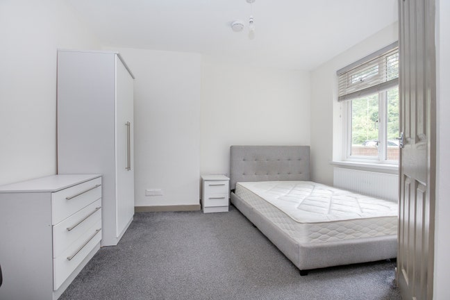 En-suite double bedroom with bills included! Main Photo