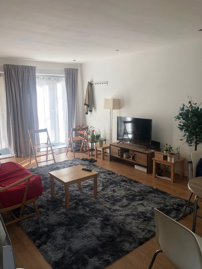 Double room walkable to central train  station Main Photo