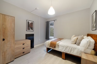 🤩2 Rooms Available | 3 Min Walk to Boston Manor🚆 Main Photo