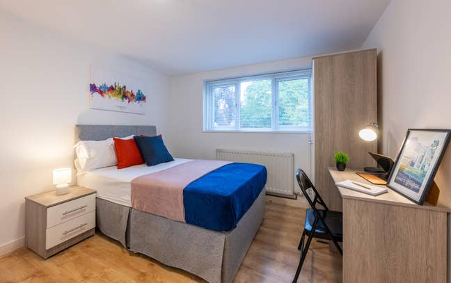 En-Suite Room in Modern HMO, CB4 (339MR2) Main Photo