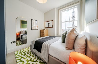 Amazing Newly Furbished Rooms in Battersea  Main Photo