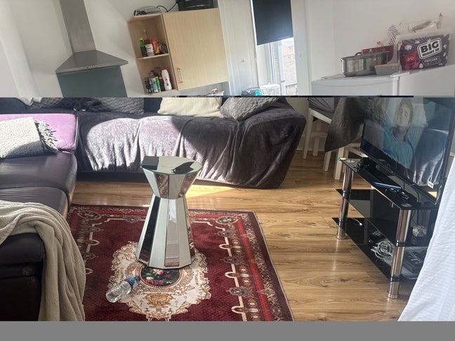 It doesn’t have fitted cuboids in the bedroom,one  Main Photo