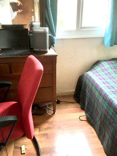 Single room, from 18 July, all bills included Main Photo