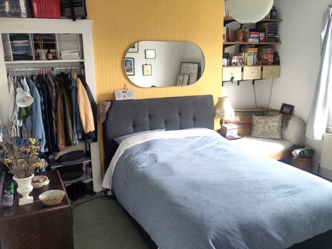 Lovely room in a gem of a house Main Photo