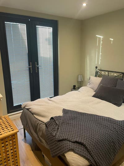 Double room w/ private balcony in Tooting  Main Photo