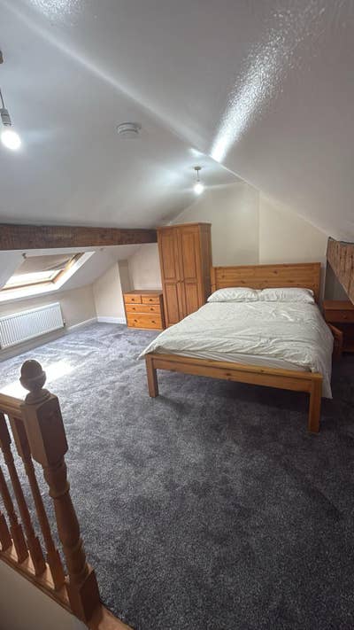 Alcester Rd, Moseley Village, B13  Main Photo