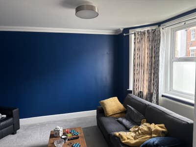 Beautiful double en suit room offered in Parkstone Main Photo