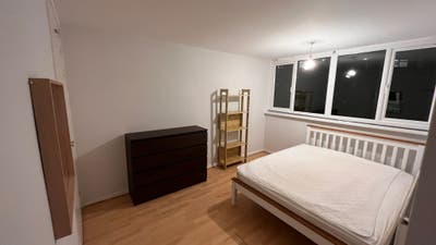 Oval | 2 Doubles | 5Bed House  Main Photo