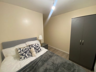 Premium Double with extra storage Main Photo