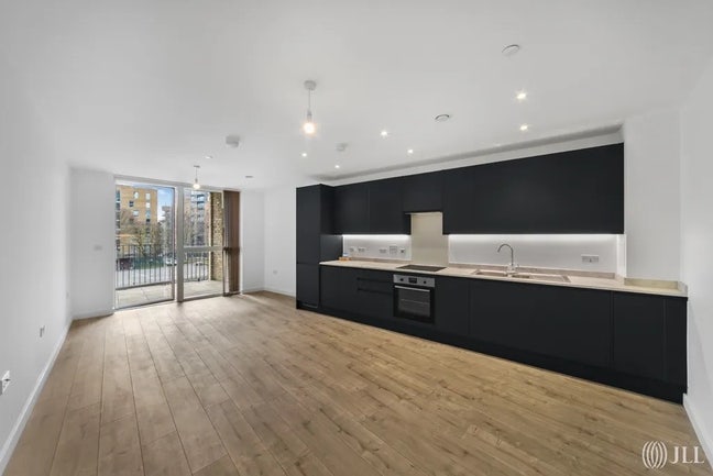 New build 2 bed 2 bath in Elephant & Castle Main Photo