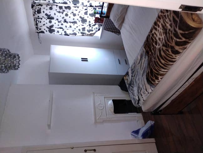 Shared Room Main Photo