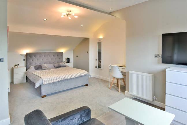 Beautiful Hmo Ensuite Room Near Train Station Main Photo