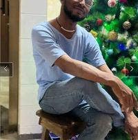 Professional Male seeks a single or double room Main Photo