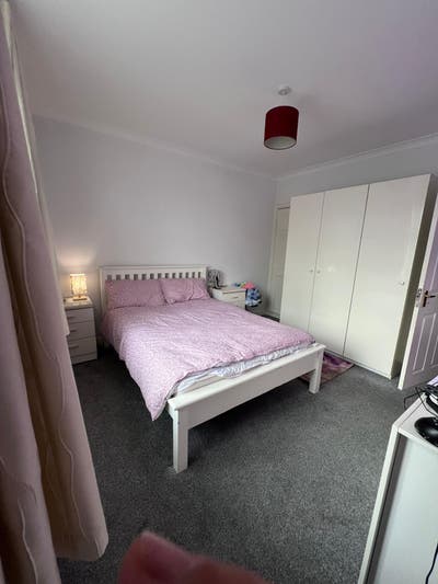 Double Room to let - Ilford IG6 2QS Main Photo