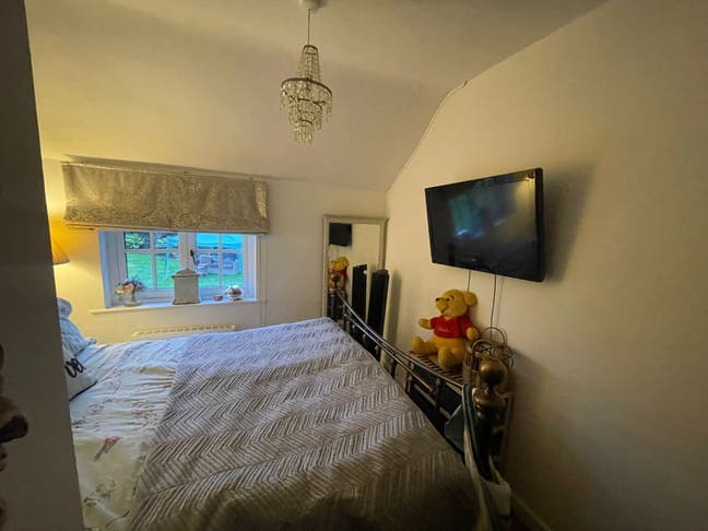 Stunning Double Room – Cottage Near Romsey Main Photo