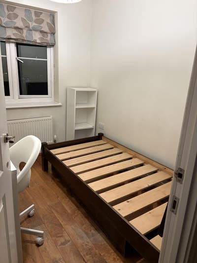 Single room, Clean house, Uxbridge  Main Photo