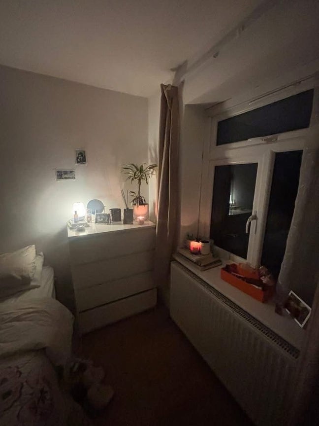 Girly flat in north London! Main Photo