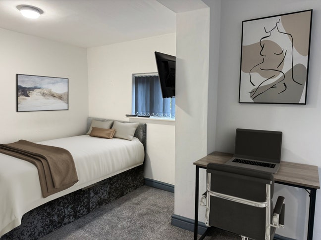 🏡 En-Suite Room In Swinton Available 🤩 Main Photo