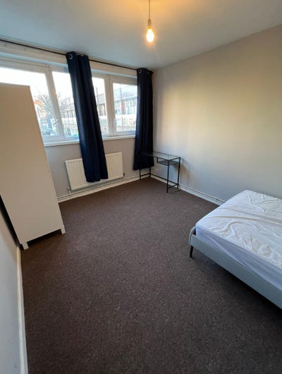 Limehouse • Bills Included Main Photo