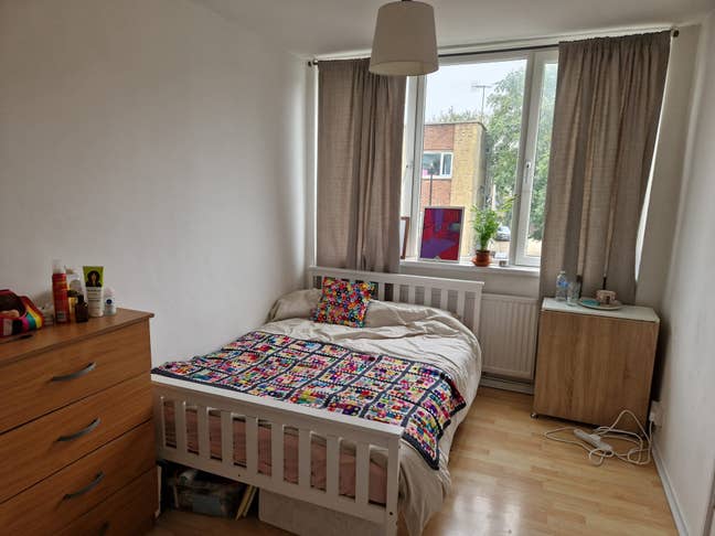 An Amazing Room in All Saints-Bills Included Main Photo