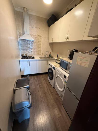 Double Room in Sharing with Pakistani Boy  Main Photo