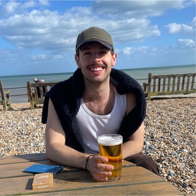 Vincent. Looking for a room in house/flat share Main Photo